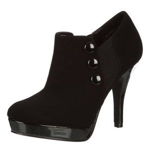 Black Booties Heels With Decorative Buttons